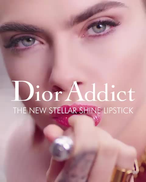 Cara Delevingne gif