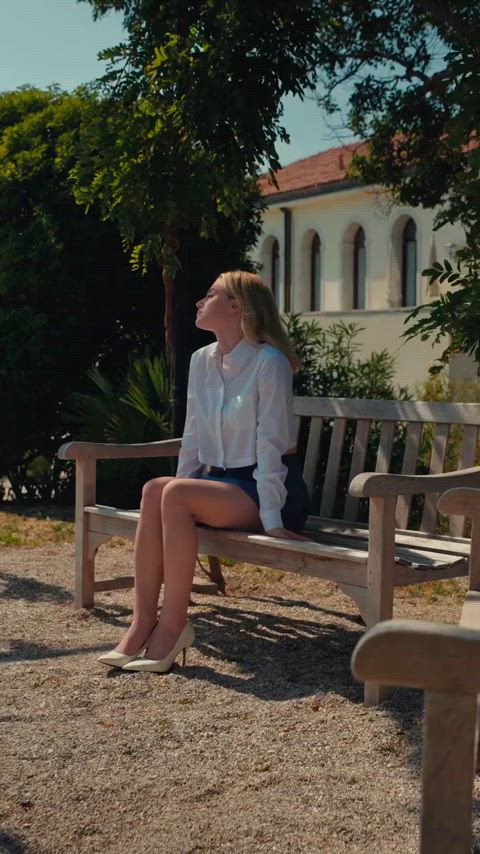 Lili Reinhart