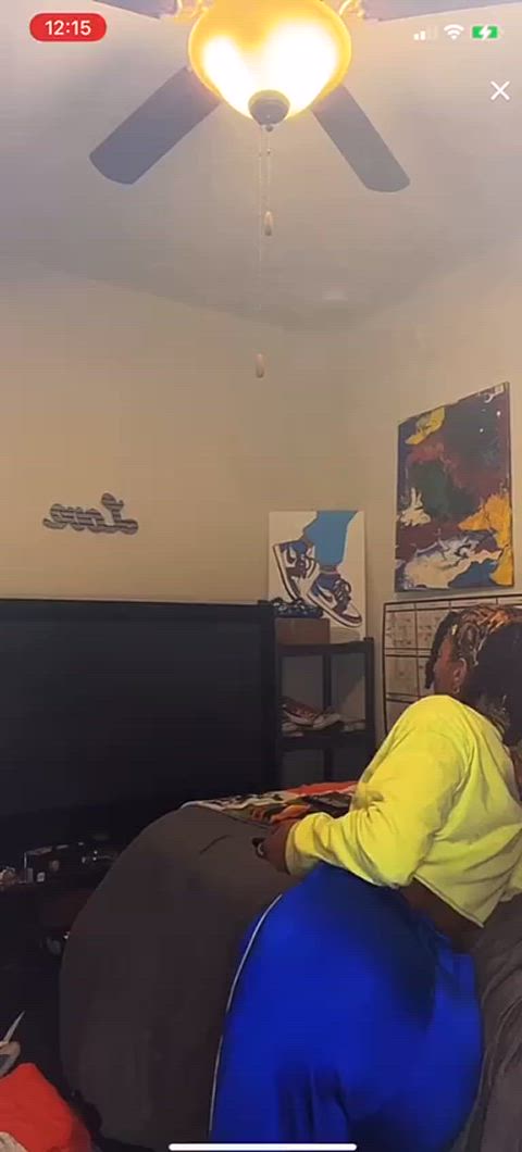 amateur big tits boobs downblouse ebony milf natural tits nipslip tiktok tits gif
