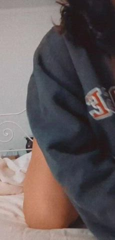 ass portuguese shaking gif