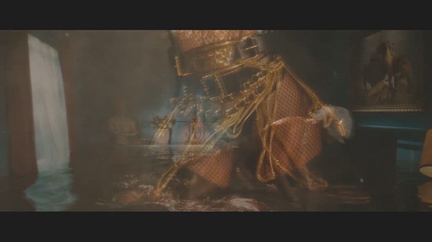 ass shaking celebrity rihanna gif