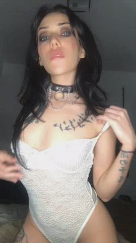 I’m waiting for my prince. $5 link below. Ask me for the full video when you sub