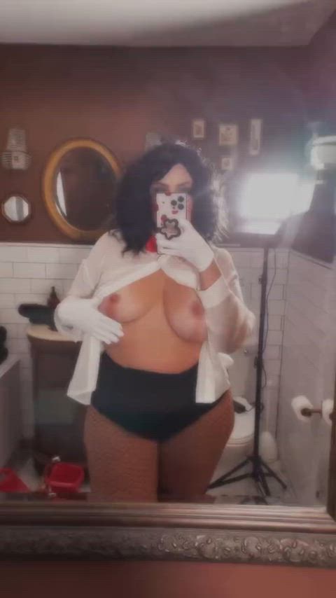 Jigsaw-Katie topless mirror tease