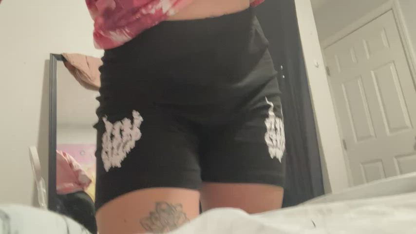 POV farting in your face 🥵