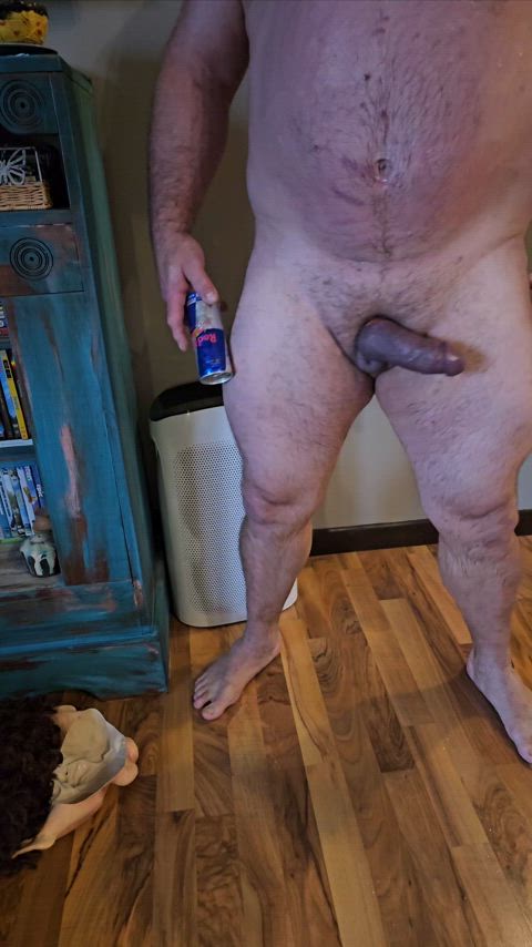 Who mixes Vodka with their Redbull energy drink? (47m)