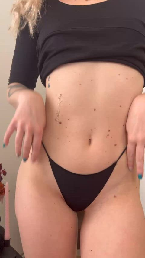 ass big ass blonde onlyfans gif