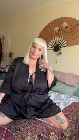 amateur bbw huge tits milf mom new zealand onlyfans sbbw saggy tits gif