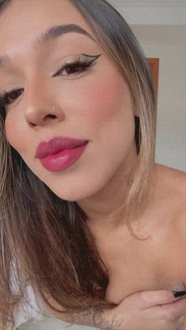 ass latina shaking gif
