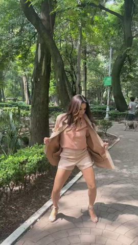 dancing eva longoria legs gif