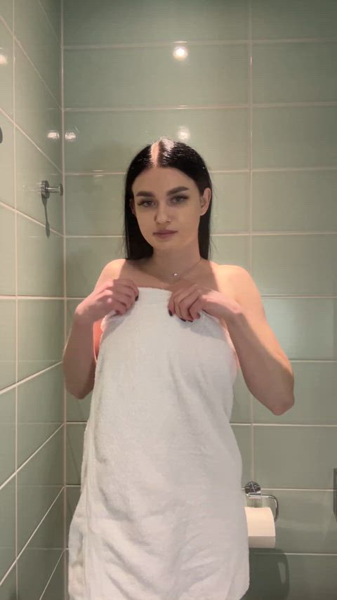 anal big tits boobs nsfw onlyfans pussy shower tease teen tits gif
