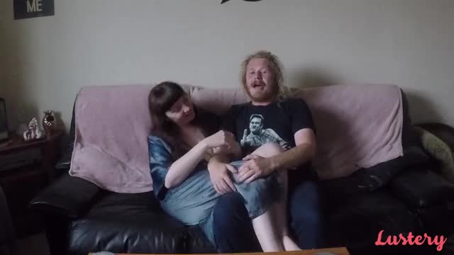 Bee & Mac 2 - Lustery - A Very Kinky Engagement