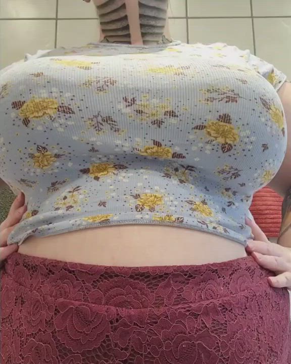 bbw big tits jiggling tattoo thick gif