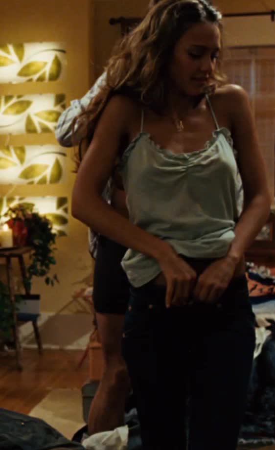 Jessica Alba GIF - 60