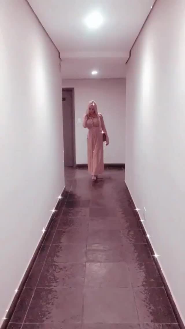 FABIOLA VOGUEL ? - Bom dia Amores