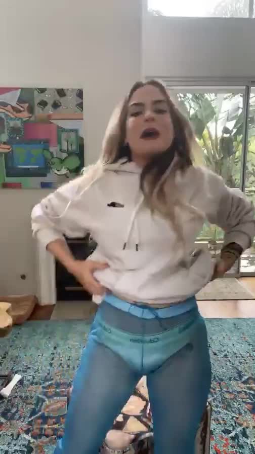 JOJO oops