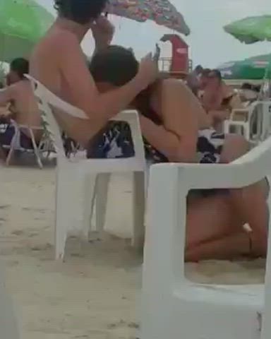 Quick blowjob before mom comes back [00:24] [hidden sex, beach, blowjob, bikini,