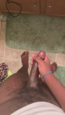 Gonna need more than 2 hands for this dick 😉