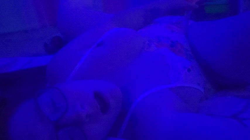 creamy milf masturbating toys wife toys pale-girls redheads gif