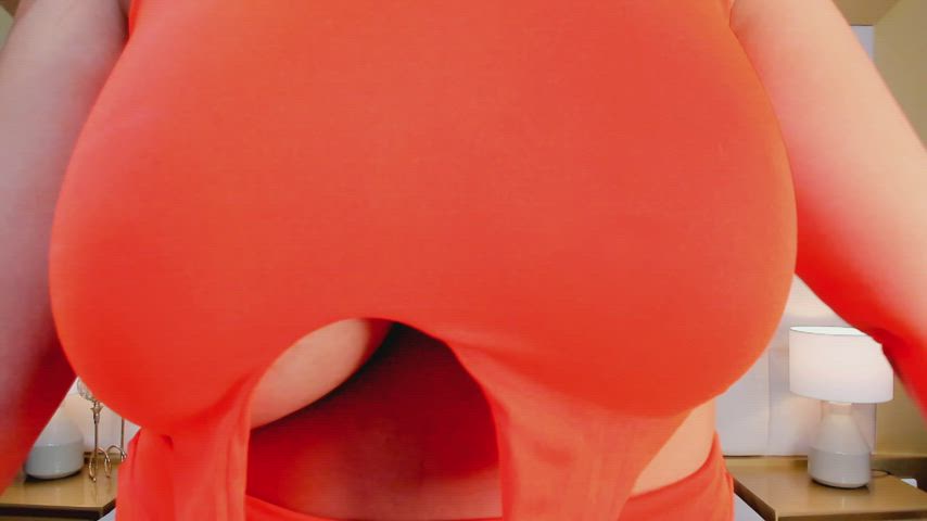 big nipples bongacams bouncing tits camsoda chaturbate huge tits jiggling milf streamate