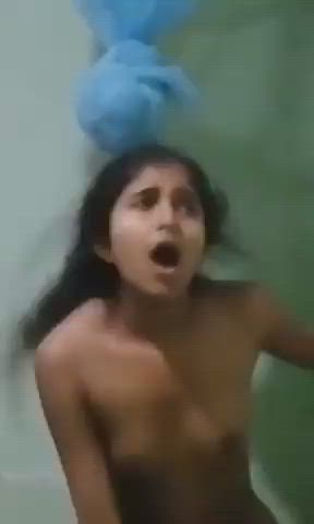 Desi girl riding boyfriends dick for 23 minute!!