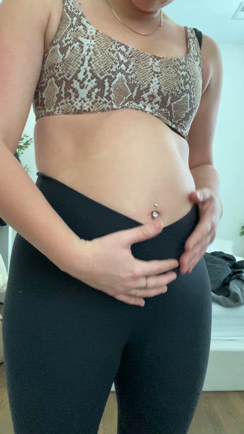 impregnate pregnant belly pregnant-porn gif