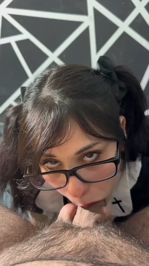 Please adjust my glasses 