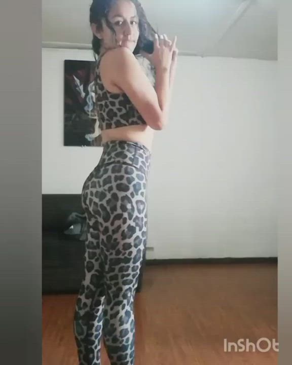 another dance video of my real mother ;)