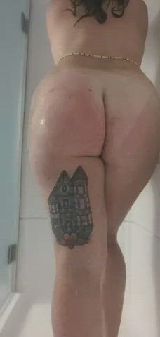 Could you help get my back please?