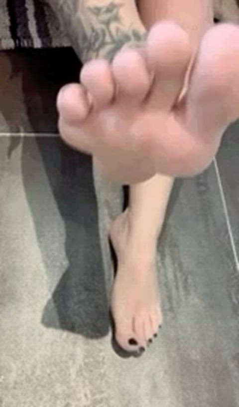 ass femdom foot fetish mistress onlyfans submissive tattoo gif