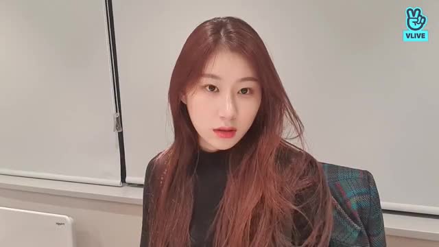 V LIVE - 믿지 .....채르마무 채르마무 ?