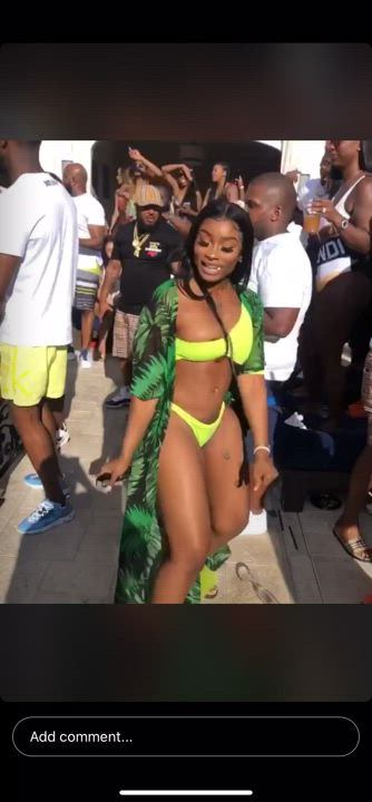 Armani Caesar Showing of the yams