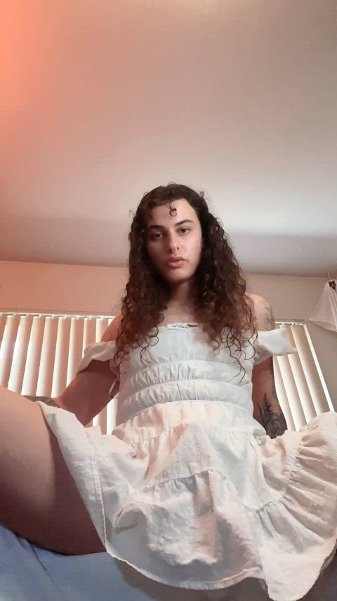 could you suck all of my girl cock? 💖