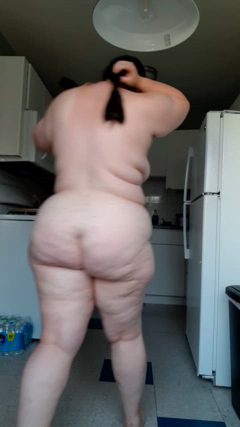 ass big ass milf pee peeing piss pissing pussy piss-sluts gif