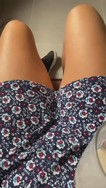 Cam Pussy Upskirt gif