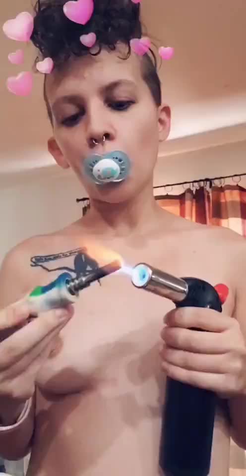 Snapchat-1992628137