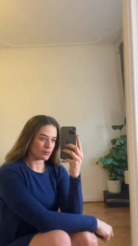 brunette onlyfans petite teen gif