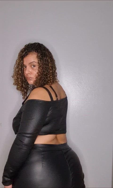 ass big ass curvy dominatrix domme femdom fetish findom leather worship gif