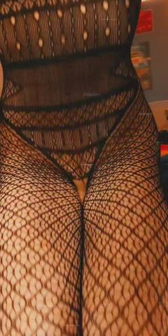 the bigger one tops 😋