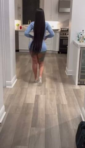 (NEW) Cardi B SHOWING OUTTT 🤤