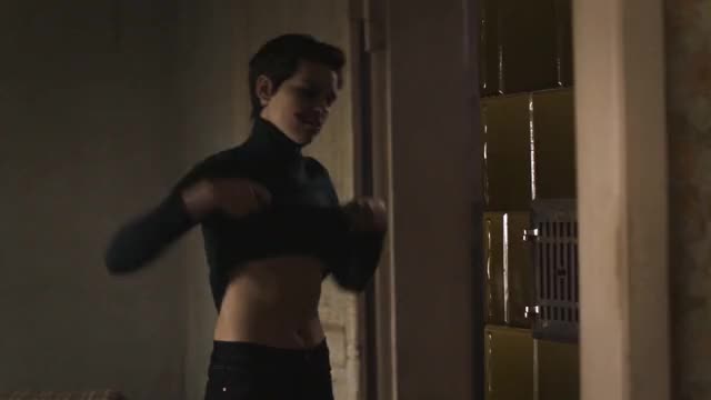 /r/celebrityplotarchive - Sara Serraiocco in Counterpart (TV Series 2018– ) [S01E02]