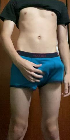 I’ve never had my fat cock sucked