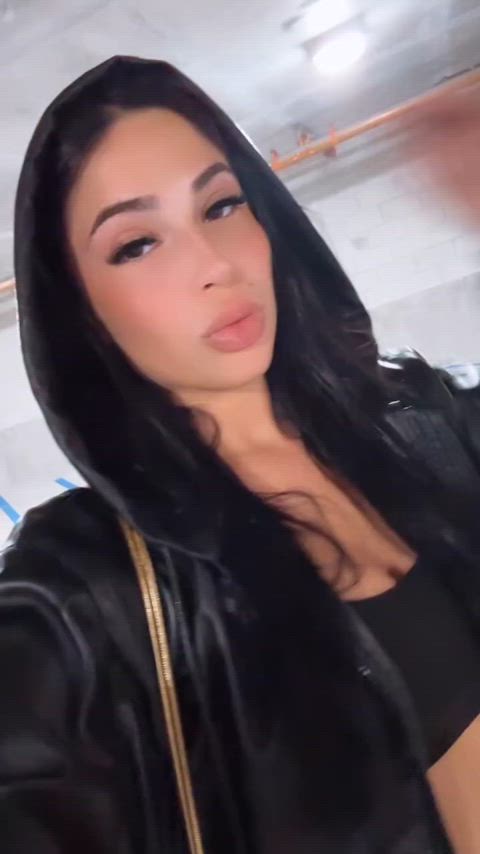 boobs latina top workout gif