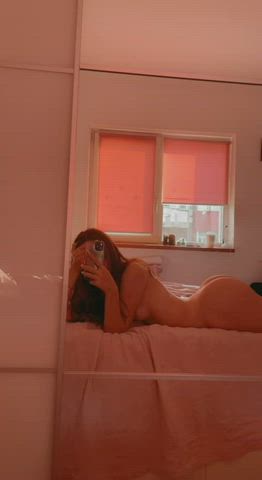upvote if you accept live nude in your dms, I'll do verify snap: ambarnf