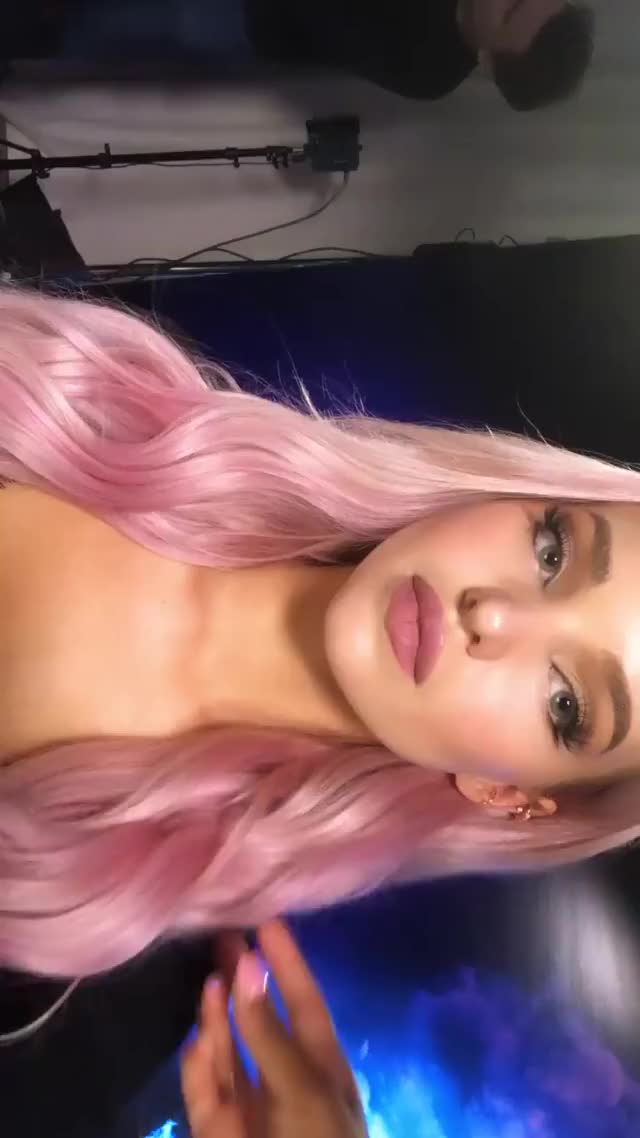 Dove Cameron