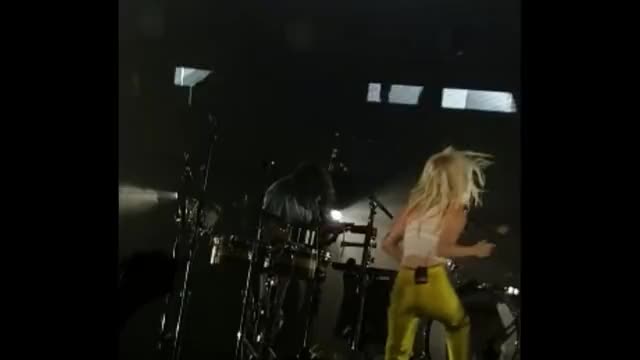  gif