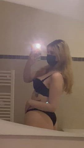 Free Surprise for the next 10 Subscribers on my OnlyFans 😍 Link below in the Comments