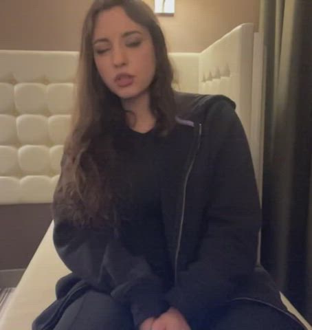So Busty 🤤