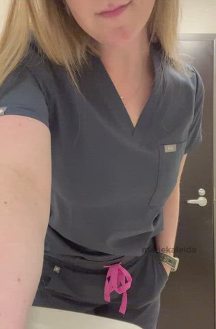 Night shift is perfect for dropping my tittys [f]