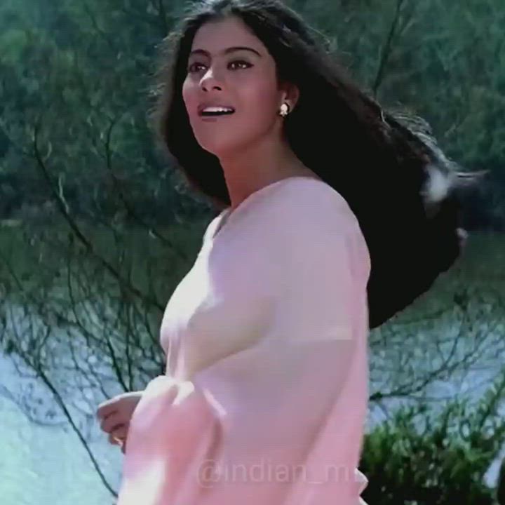 Sexy Kajol Cleavage