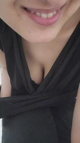 With these breasts, I don't have a quiet day. They always want to jump.